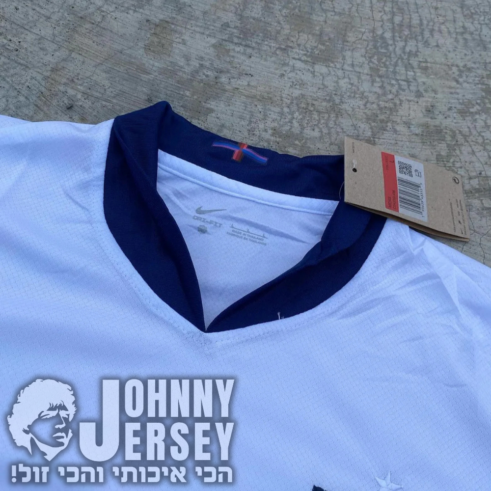 אנגליה לבנה מהדורה מוגבלת סטוסי STUSSY
