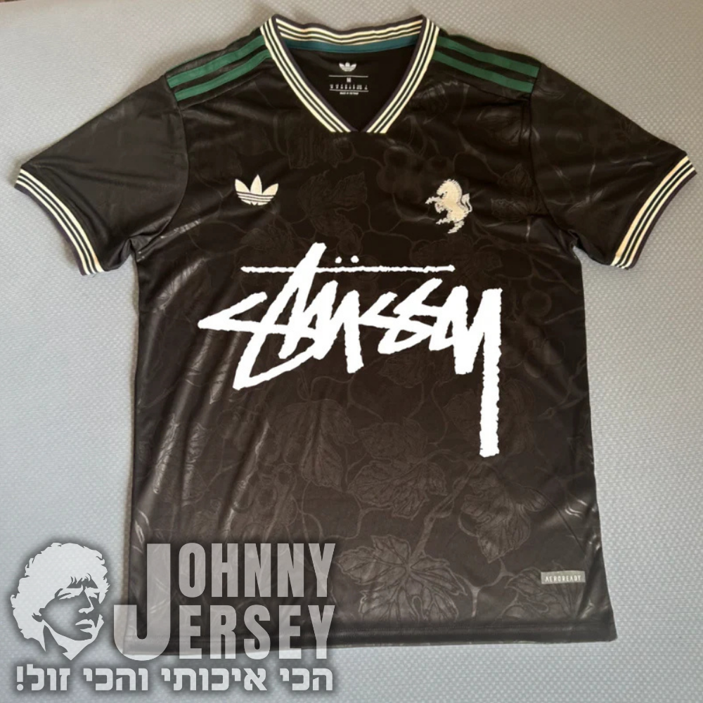 יובנטוס שחורה 2026 מהדורה מוגבלת סטוסי STUSSY