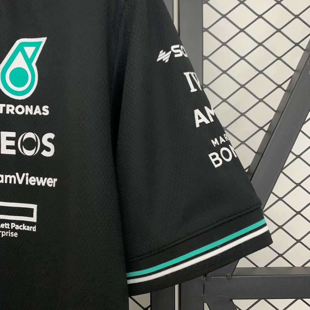 חולצת פורמולה 1 - Adidas Mercedes-AMG Petronas Team 2025 שחורה