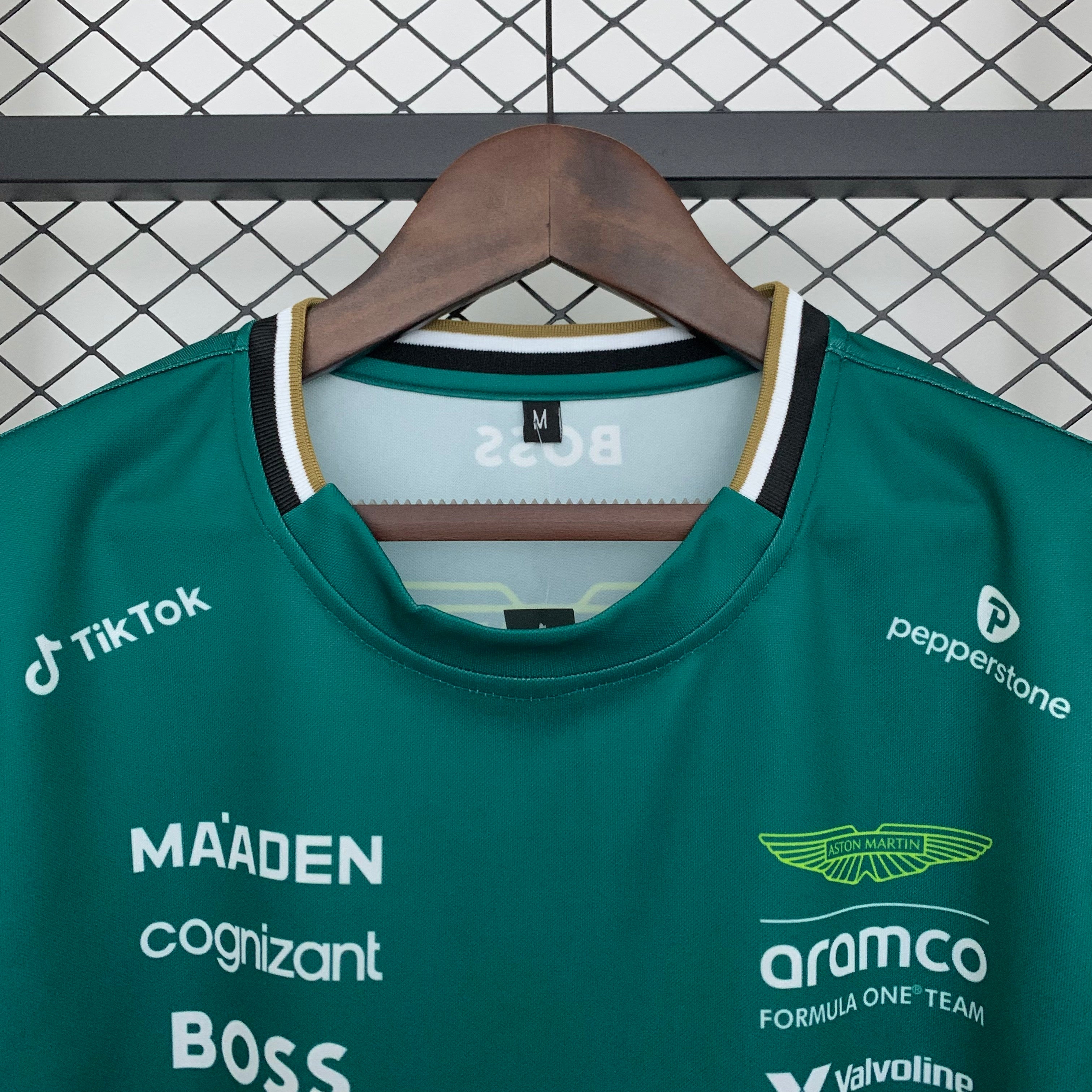 חולצת פורמולה 1 - 2025 Aston Martin Aramco Team